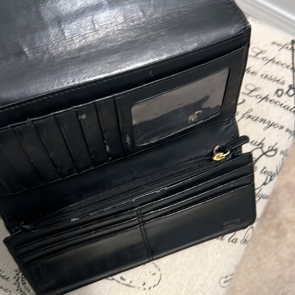 Coach Black Leather Long Wallet.  Pre-Loved. - Picture 12 of 16